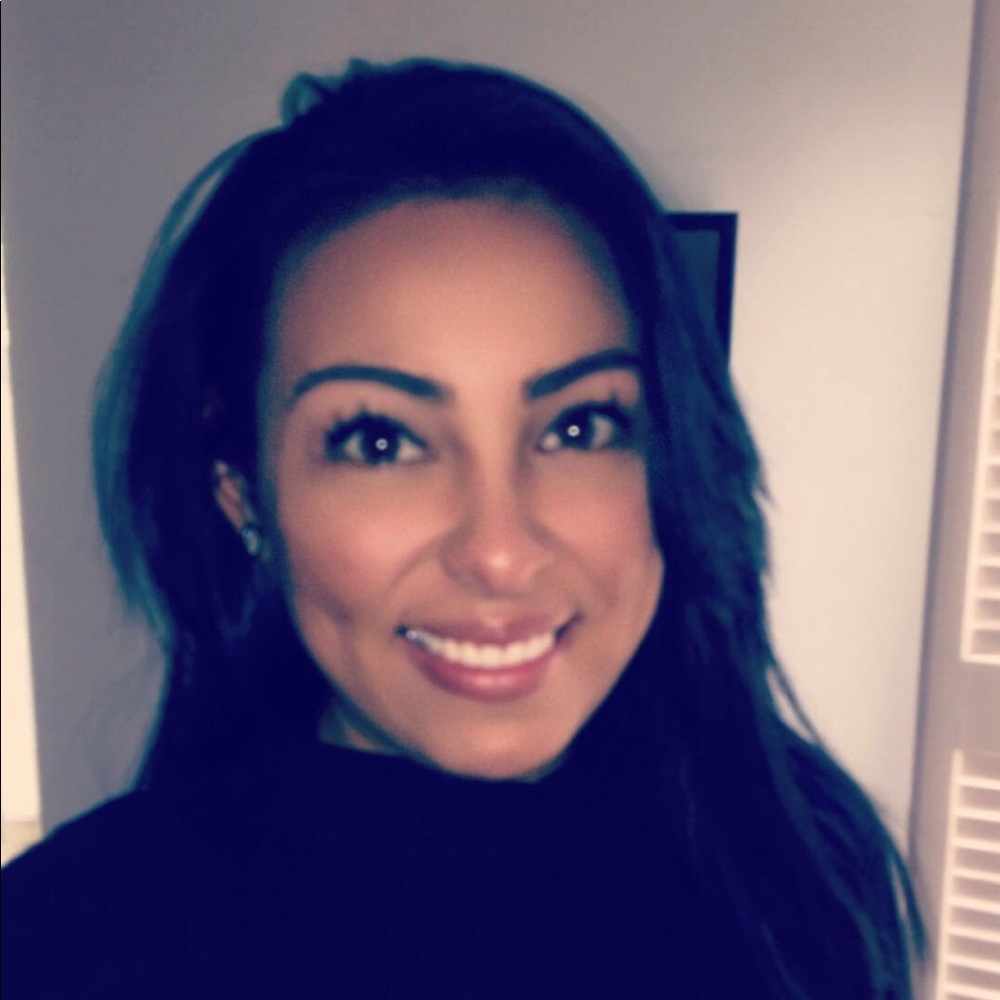 Hi there! Welcome to my closet ☺️